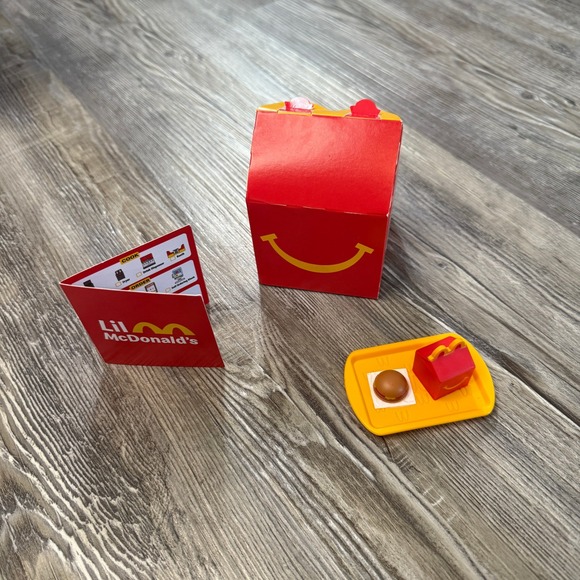 Lil McDonalds Happy Meal and Hamburger Tray 2025 #11 Toy - Picture 1 of 3